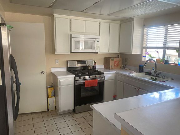 2nd image of 695 County Square Dr Unit 13