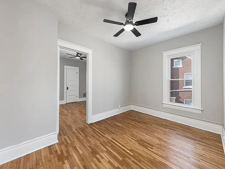418 Buell Ave #1 — Photo 13