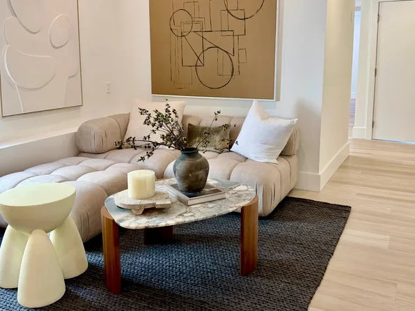 1319 Lyon St #A, San Francisco, CA 94115