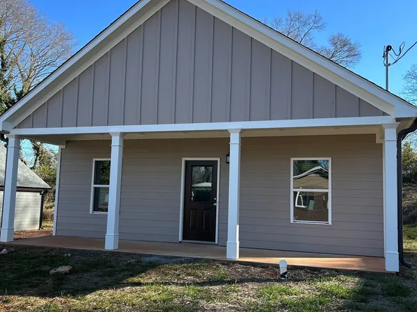 26 Hill St, Newnan, GA 30263