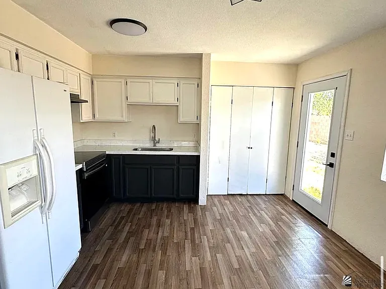 4303 W 20th Pl — Photo 6