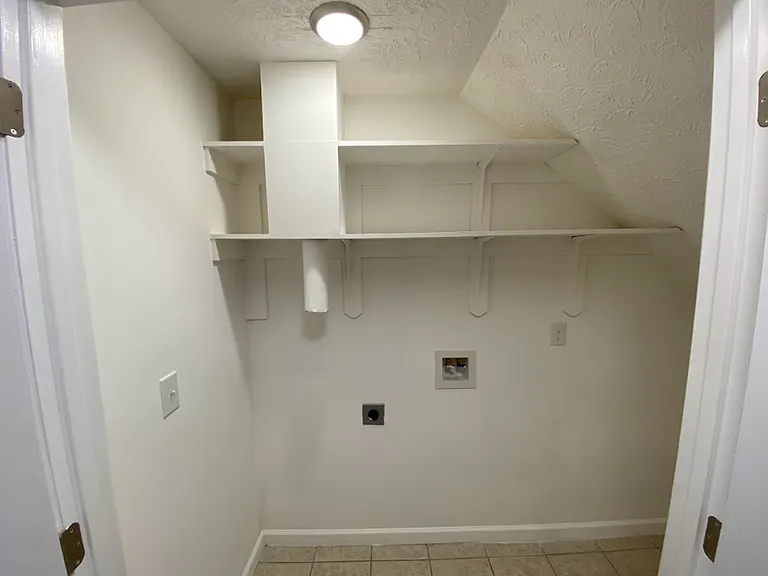 Valley View Townhomes — Photo 8