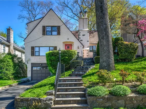 17 Nassau Road, Larchmont, NY 10538