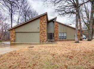 4245 Rustic Rd, Sand Springs, OK 74063