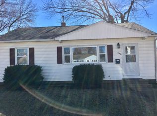 1146 Bourland Ave, Waterloo, IA 50702