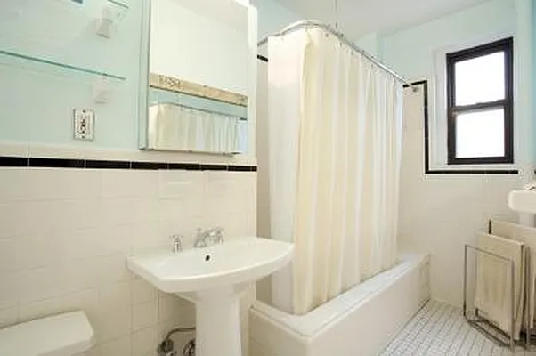 Sold by Citi Habitats | media 14