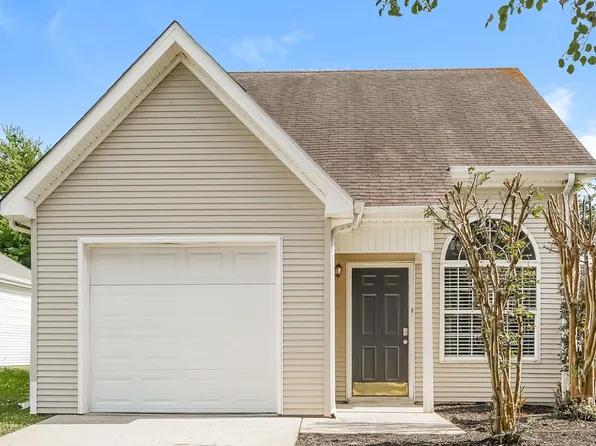 1464 Rochester Dr, Murfreesboro, TN 37130