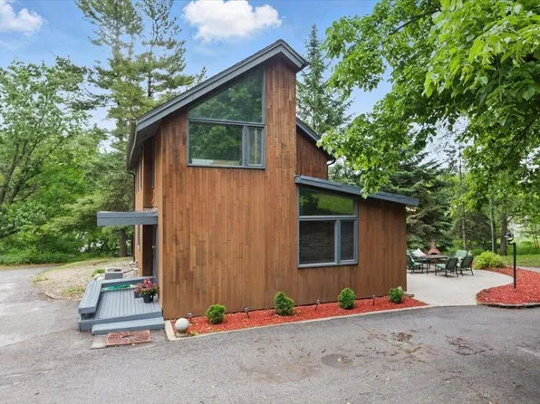 1540 N Broadway St, Council Bluffs, IA 51503