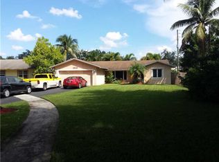 3549 SW 69th Way, Miramar, FL 33023