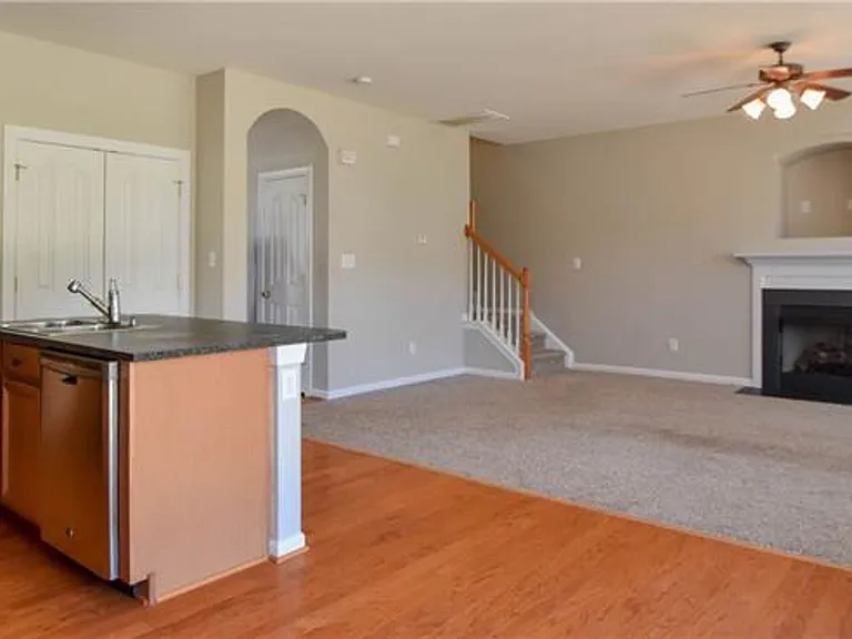 16022 Prescott Hill Ave — Photo 8