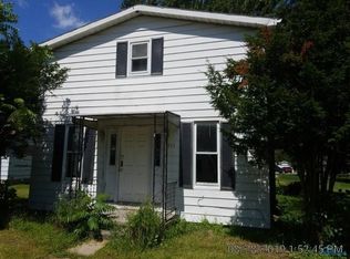 343 E Lynn St, Edgerton, OH 43517