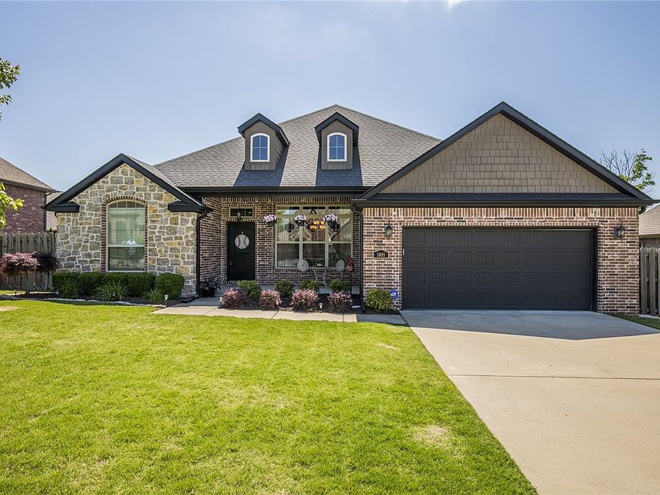 1st image of 3895 Spyglass Hill Dr