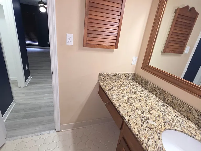 2563 Oak Harbor Dr — Photo 12