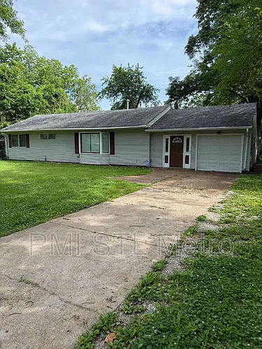 1510 Trampe Ave Photo 1