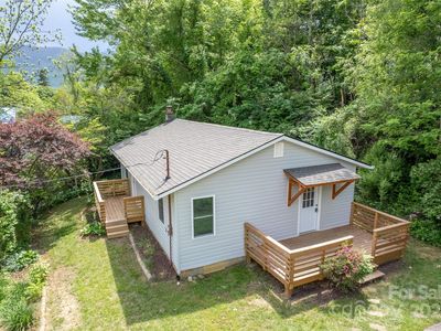 307 Hawthorne Ave, Swannanoa, NC, 28778