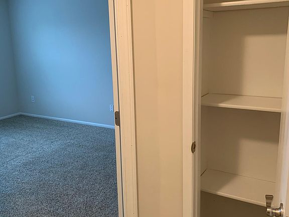 3rd image of 8836 Oak Village Blvd