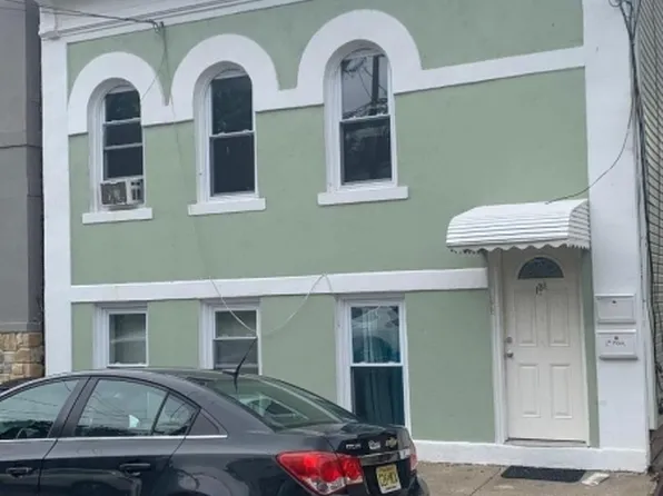 131 Malcolm Ave, Garfield, NJ 07026