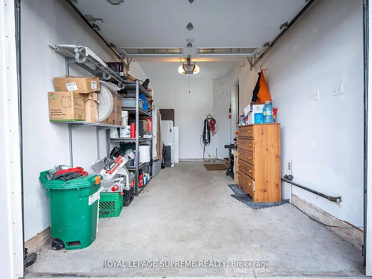 31 1/2 Thorold Rd E — Photo 34