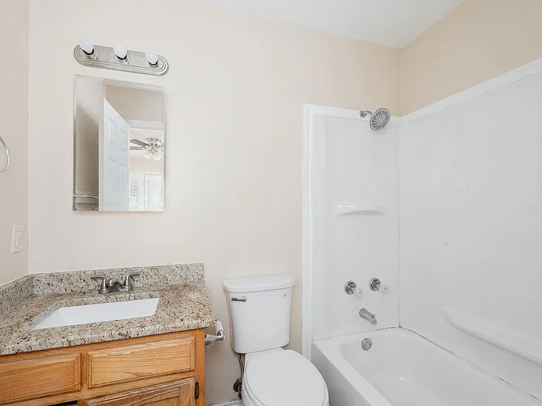 1803 Park Pl — Photo 6