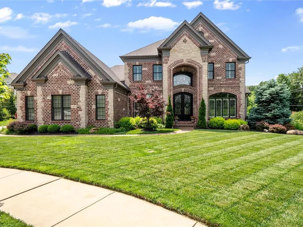 16632 Kolbie Manors Ct, Grover, MO 63040