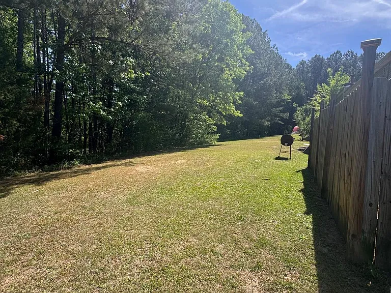 1602 Pine Tree Trl — Photo 17
