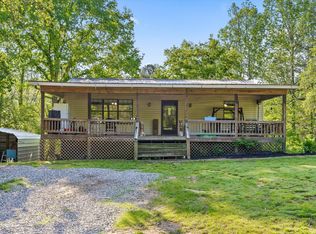 553 Back Valley Rd, Trenton, GA 30752