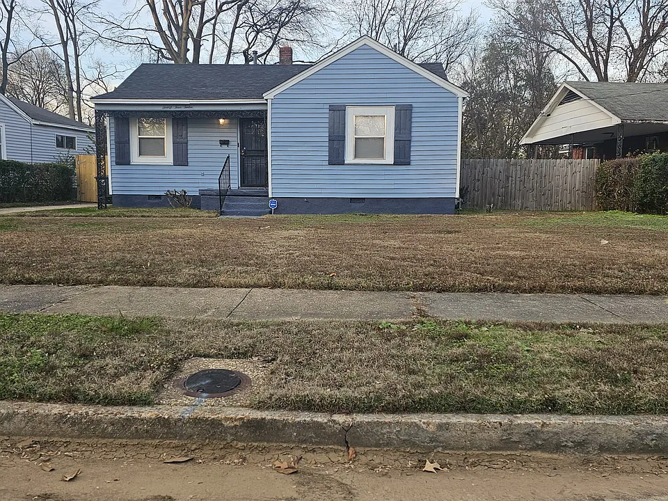2412 Gentry Ave
