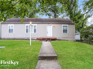 709 NE 45th Ter, Kansas City, MO 64117