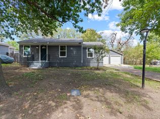 5004 Langley Rd, River Oaks, TX 76114