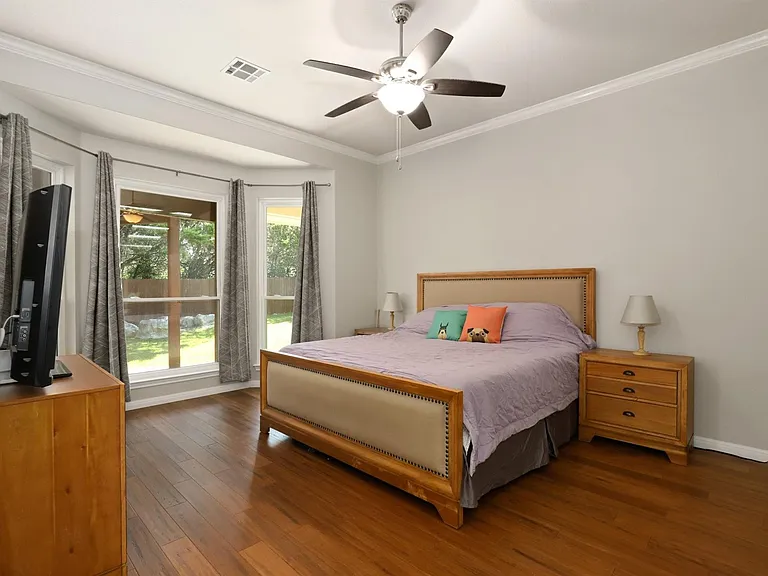 18121 Whitewater Cv — Photo 18