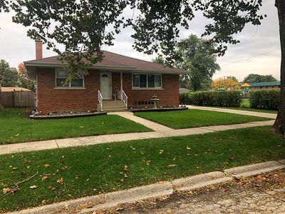10647 Essex St, Westchester, IL, 60154