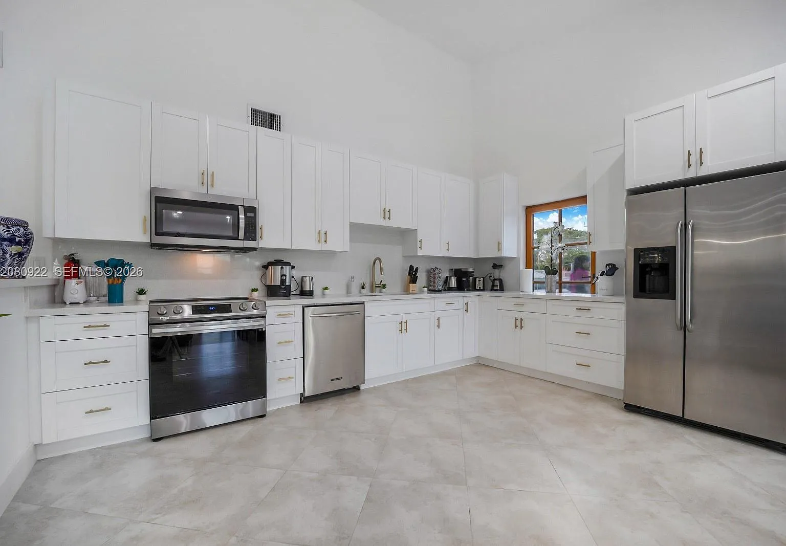 Highland Lakes East — Photo 4