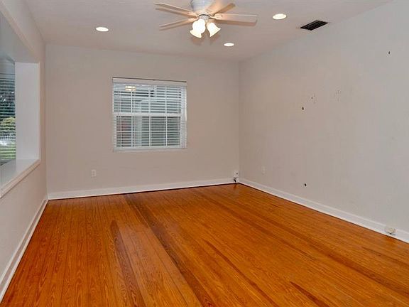 5th image of 605 W Smith St