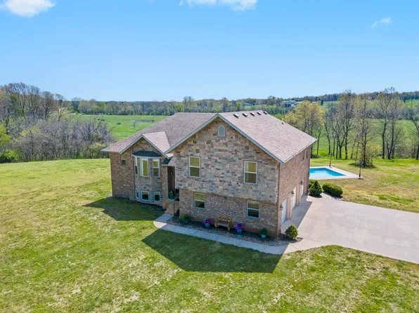 19529 Lawrence 2152, Aurora, MO 65605