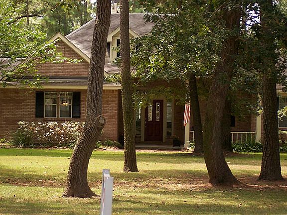 2nd image of 30603 N Holly Oaks Cir