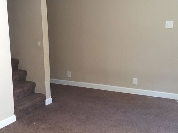 5th image of 2074 Germaine St