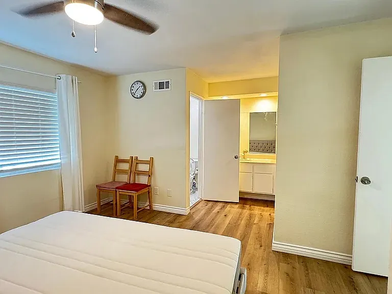 1419 Millcreek — Photo 15