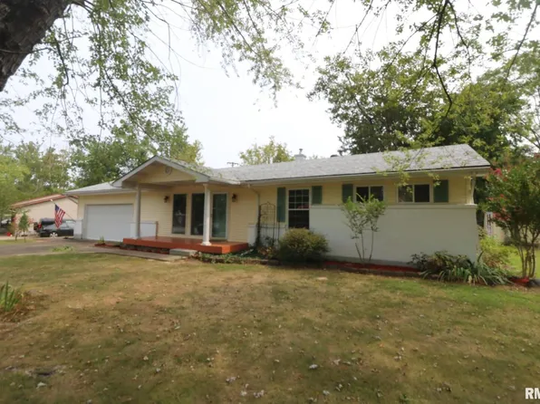 101 Lingale Ave, Marion, IL 62959