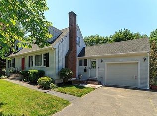 25 Rock St, Woburn, MA 01801