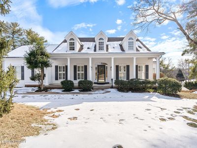 5200 Moccasin Trl, Indian Hills, KY, 40207