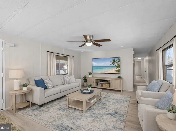 30217 Holly Ln, Lewes, DE 19958