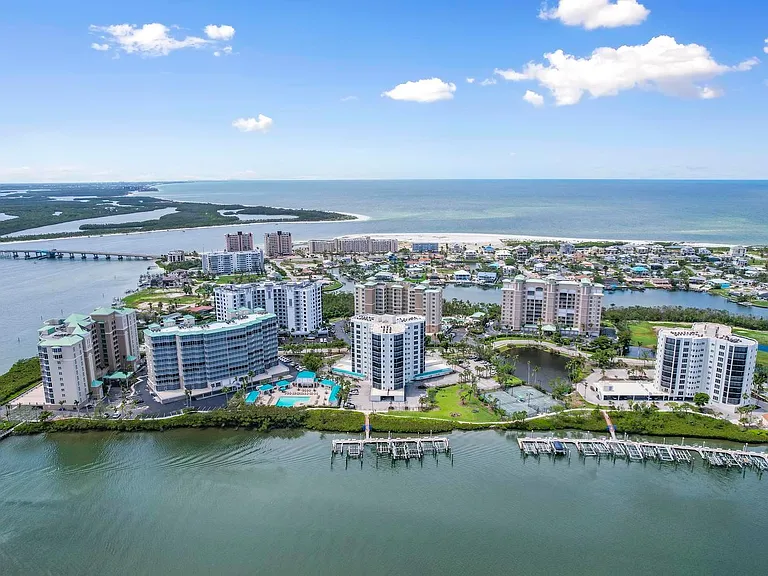 Beautiful South End of the Island