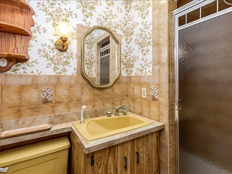 229 Newark Ave #1 — Photo 16