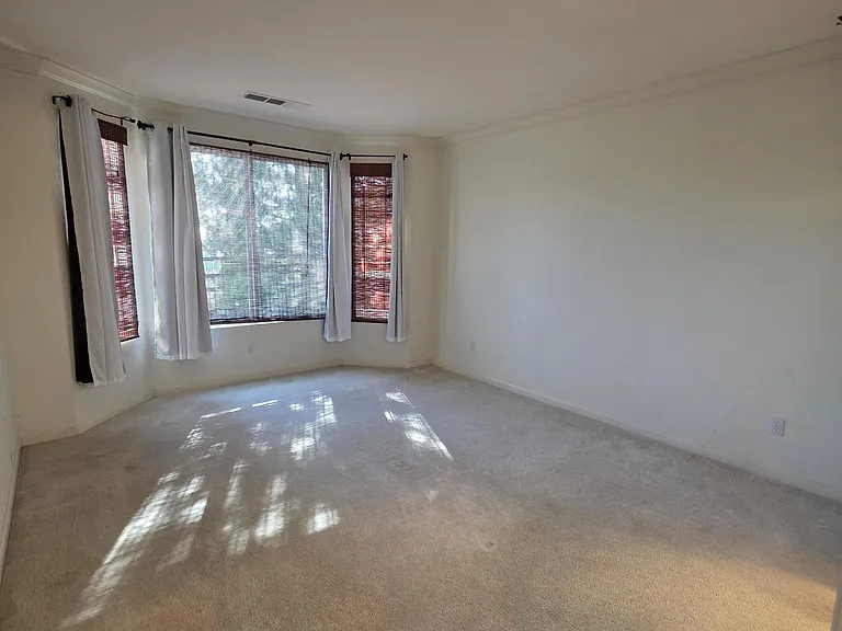 1640 Autumn Valley Ct — Photo 6