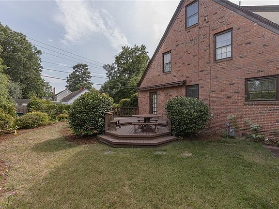 4th image of 5900 Powhatan Ave