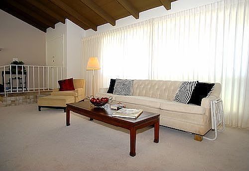 Single level Open floor plan features vaulted ceilings