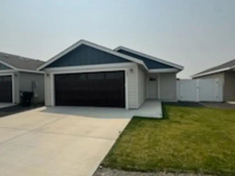 805 Tinley St — Photo 1