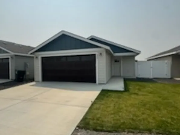 805 Tinley St, Stanfield, OR 97875