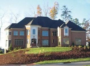 2626 Village Manor Way, Raleigh, NC 27614