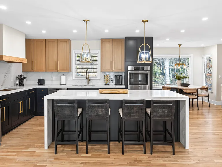 310 Rivoli Cir — Photo 16